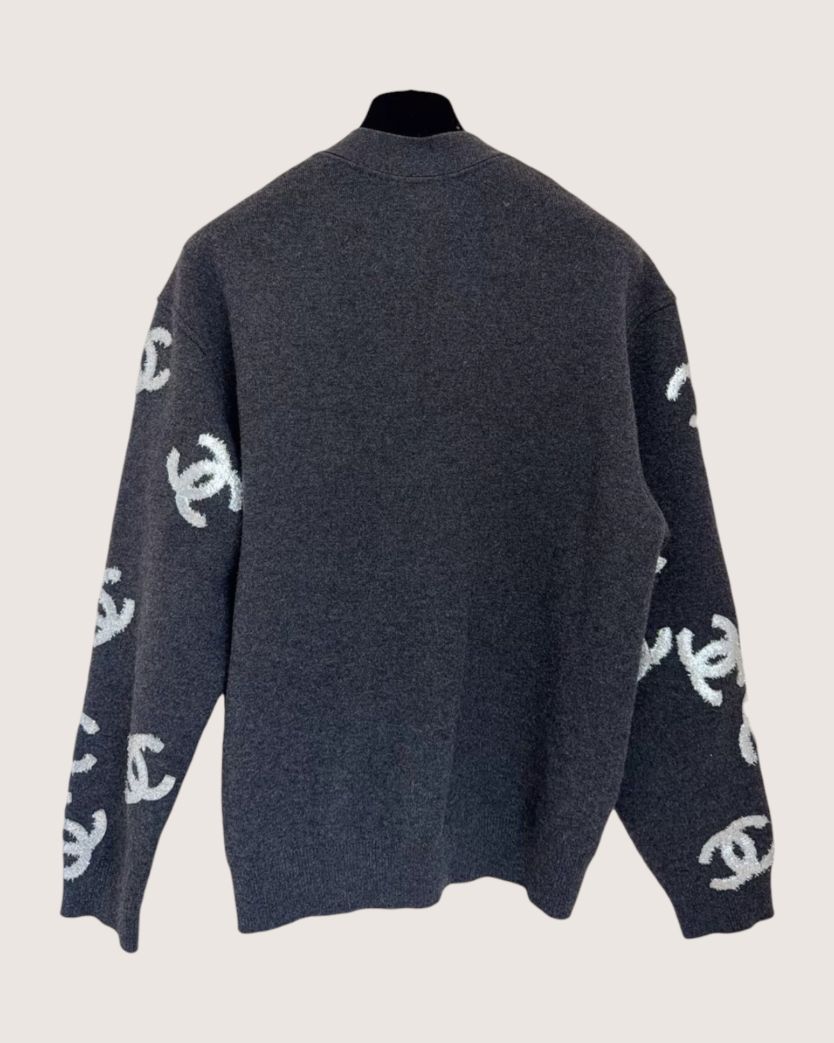 Chanel 22A Wool CC Logo Cardigan Grey, Silver FR 38