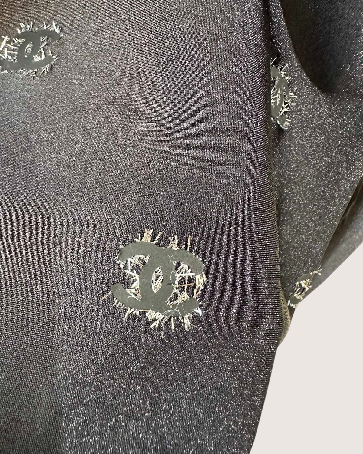 Chanel 21K Logo Top Black, Silver FR 36