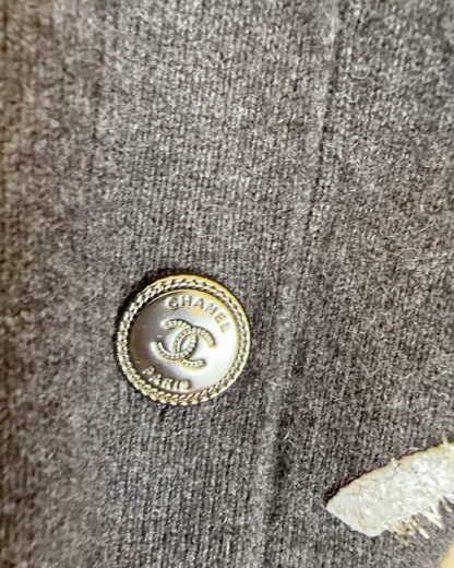 Chanel 22A Wool CC Logo Cardigan Grey, Silver FR 38