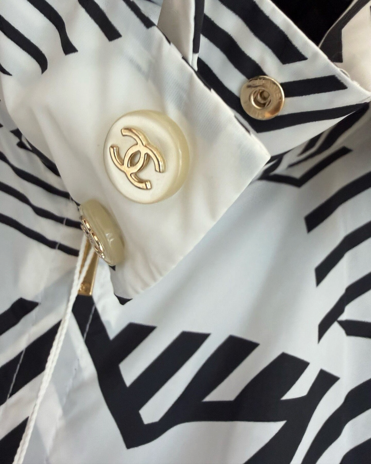 Chanel 23M Coco Beach Star-Stripe Cropped Jacket Black, White FR 36