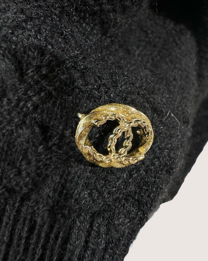 Chanel 23B Cashmere Off-Shoulder Sweater Black FR 34