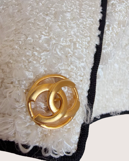 Chanel 26S Cropped Bouclé Cardigan Beige/Ecru, Black FR 34