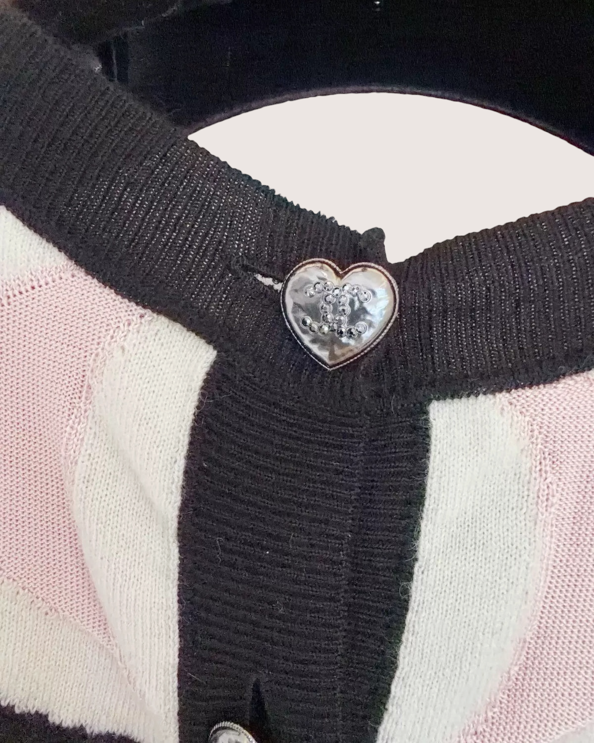 Chanel 21B CC Cashmere Sweater