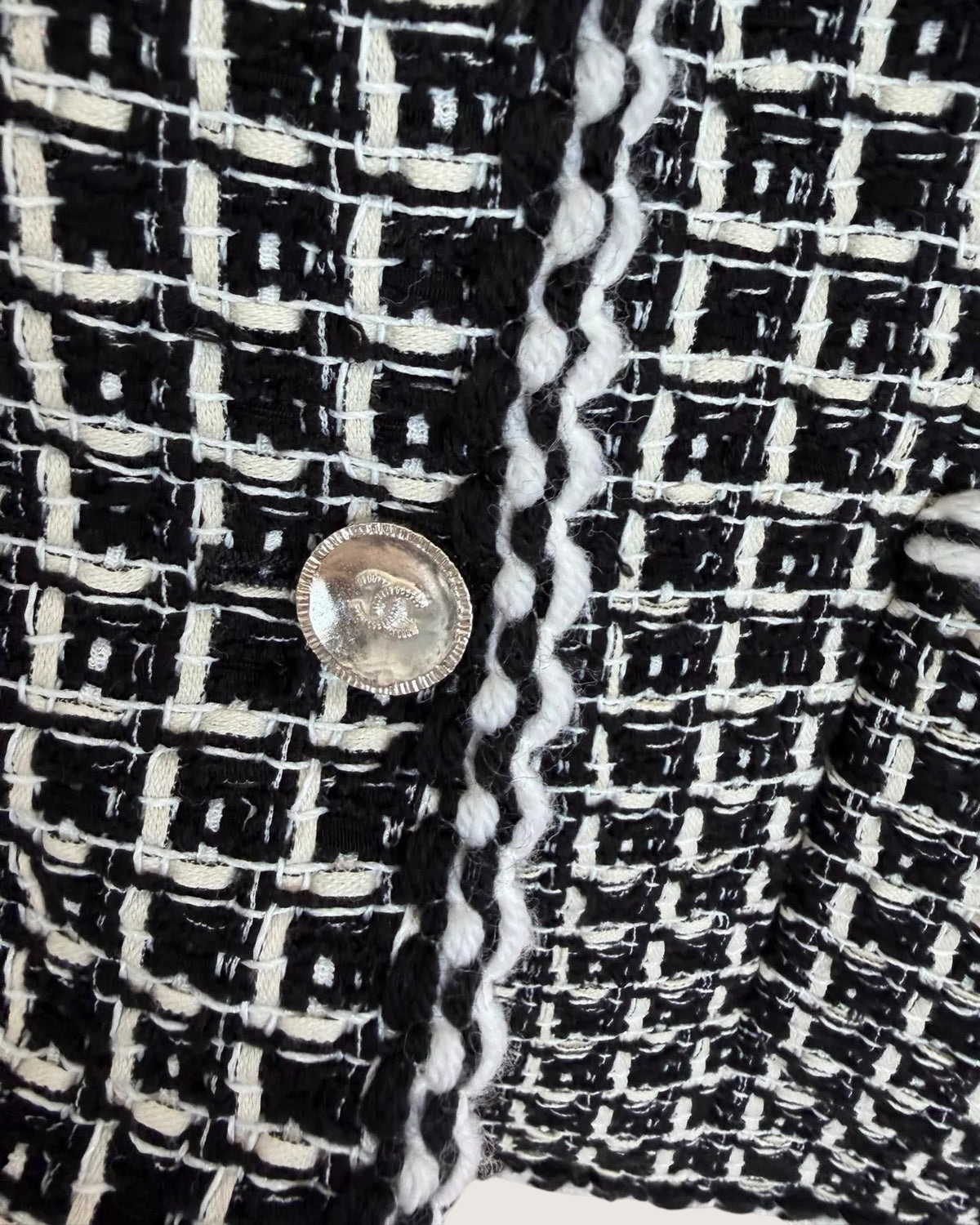 Chanel 25C Plaid Four-Pocket Tweed Jacket Black, White FR 38
