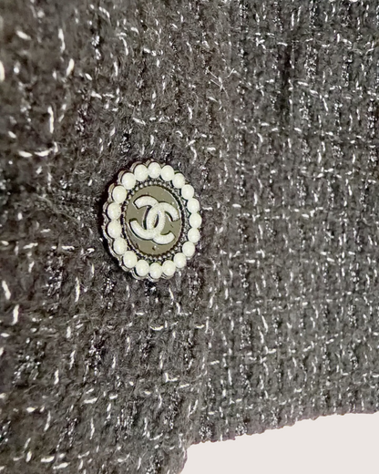 Chanel 24B Bow Shimmer Tweed Cropped Jacket Black FR 36