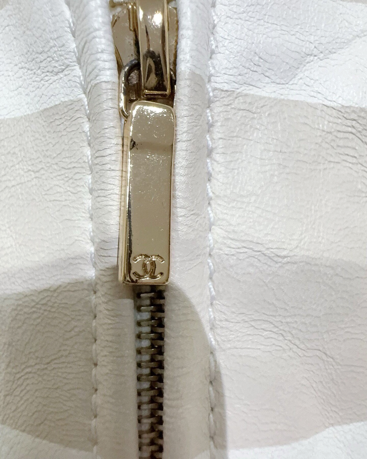 Chanel 18C Striped Leather Zip-Up Jacket White, Gold FR 36