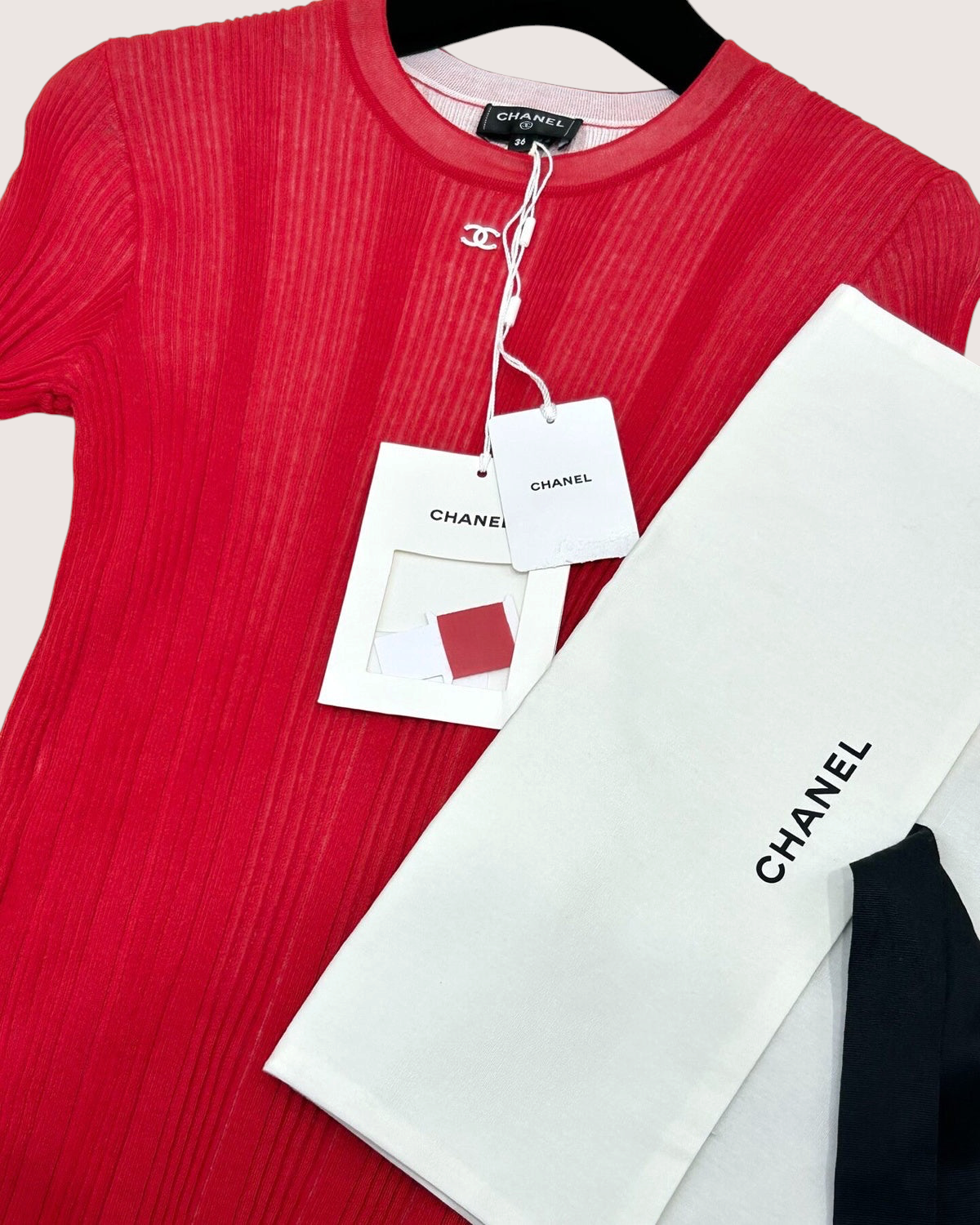 Chanel 26M Coco Beach Ribbed Short-Sleeve Top Red FR 36