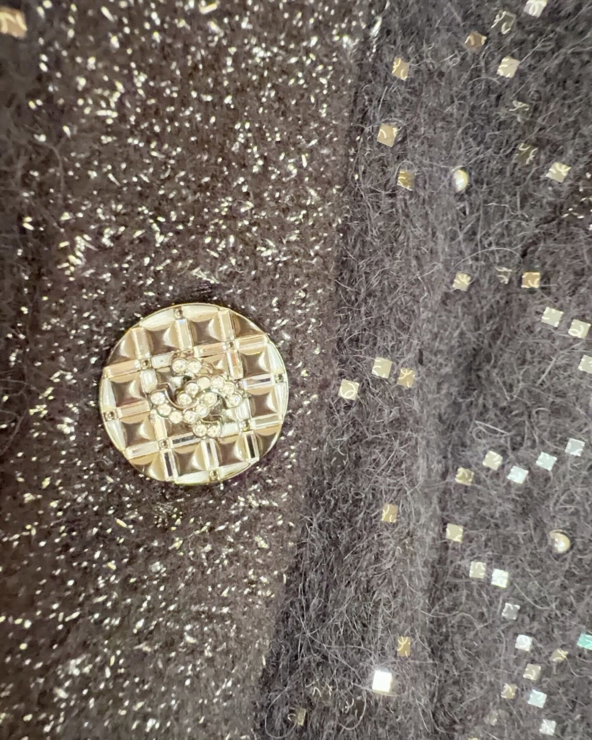 Chanel 22A Wool Sequin CC Four-Pocket Cardigan Black, Silver FR 34