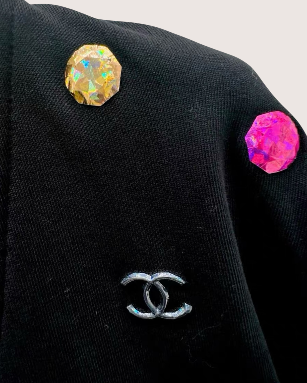 Chanel 21K Jewel-Embellished CC Cardigan Black, Multicolor FR 34