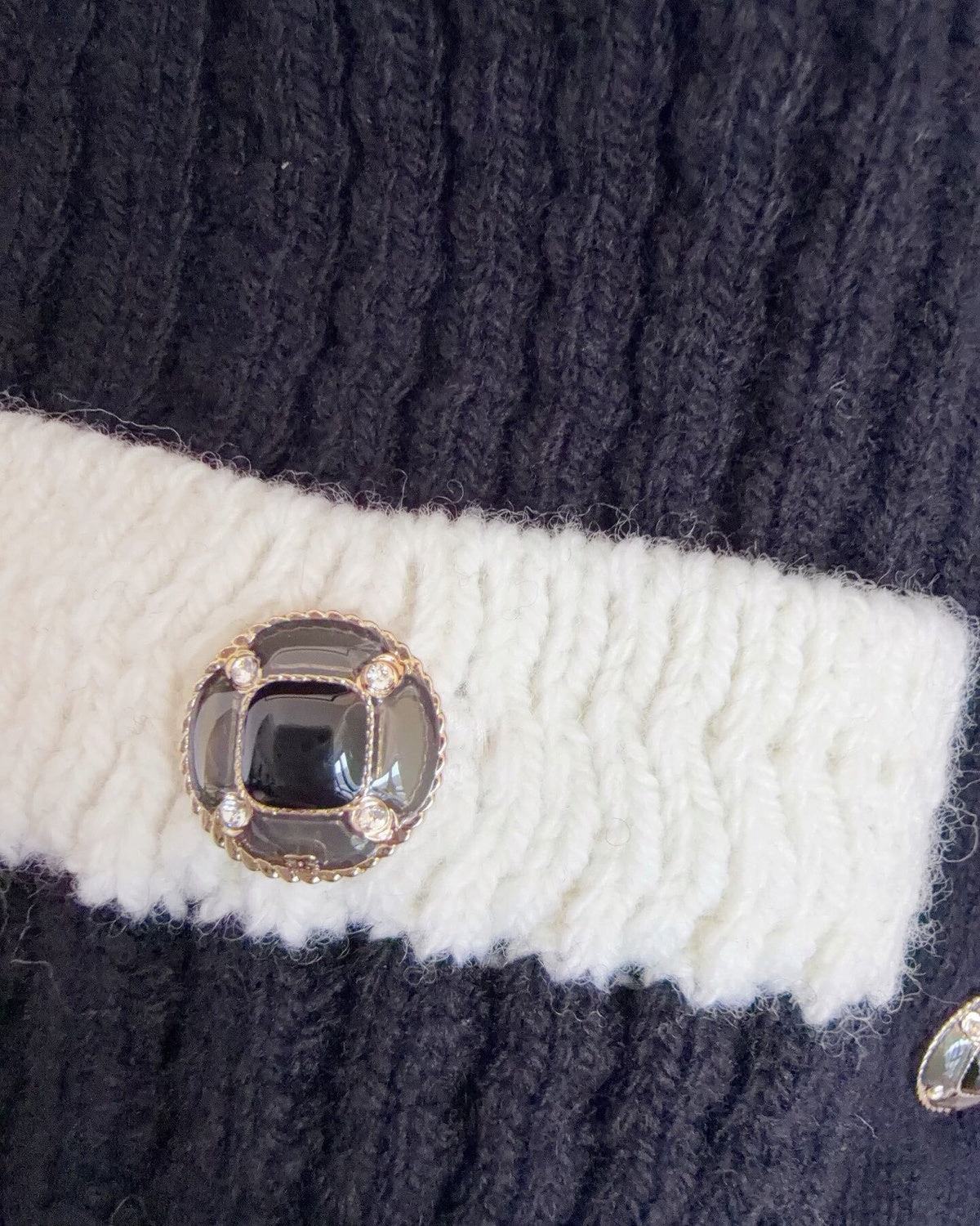 Chanel 25N Coco Neige Wool Cardigan Black, Beige/Ecru FR 36
