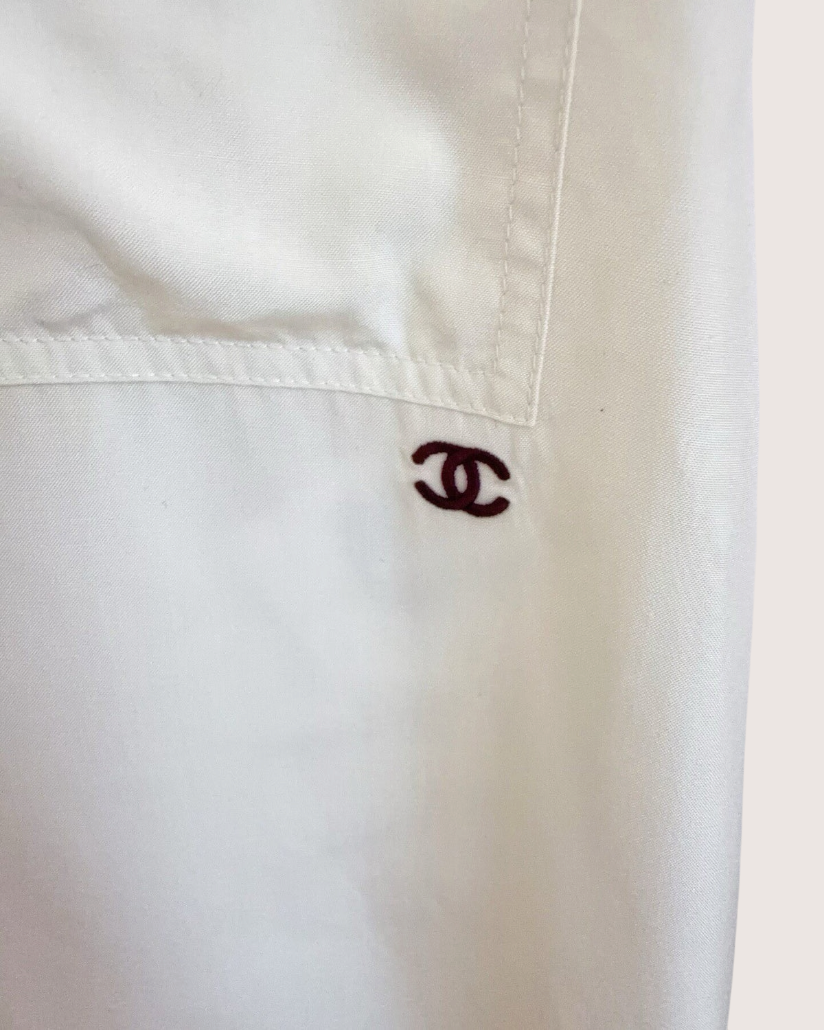 Chanel 26P Contrast-Trim Top Beige/Ecru, Burgundy FR 34