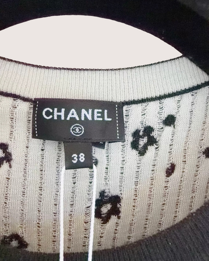 Chanel 26A Floral-Print Short-Sleeve Sweater Black, White FR 38