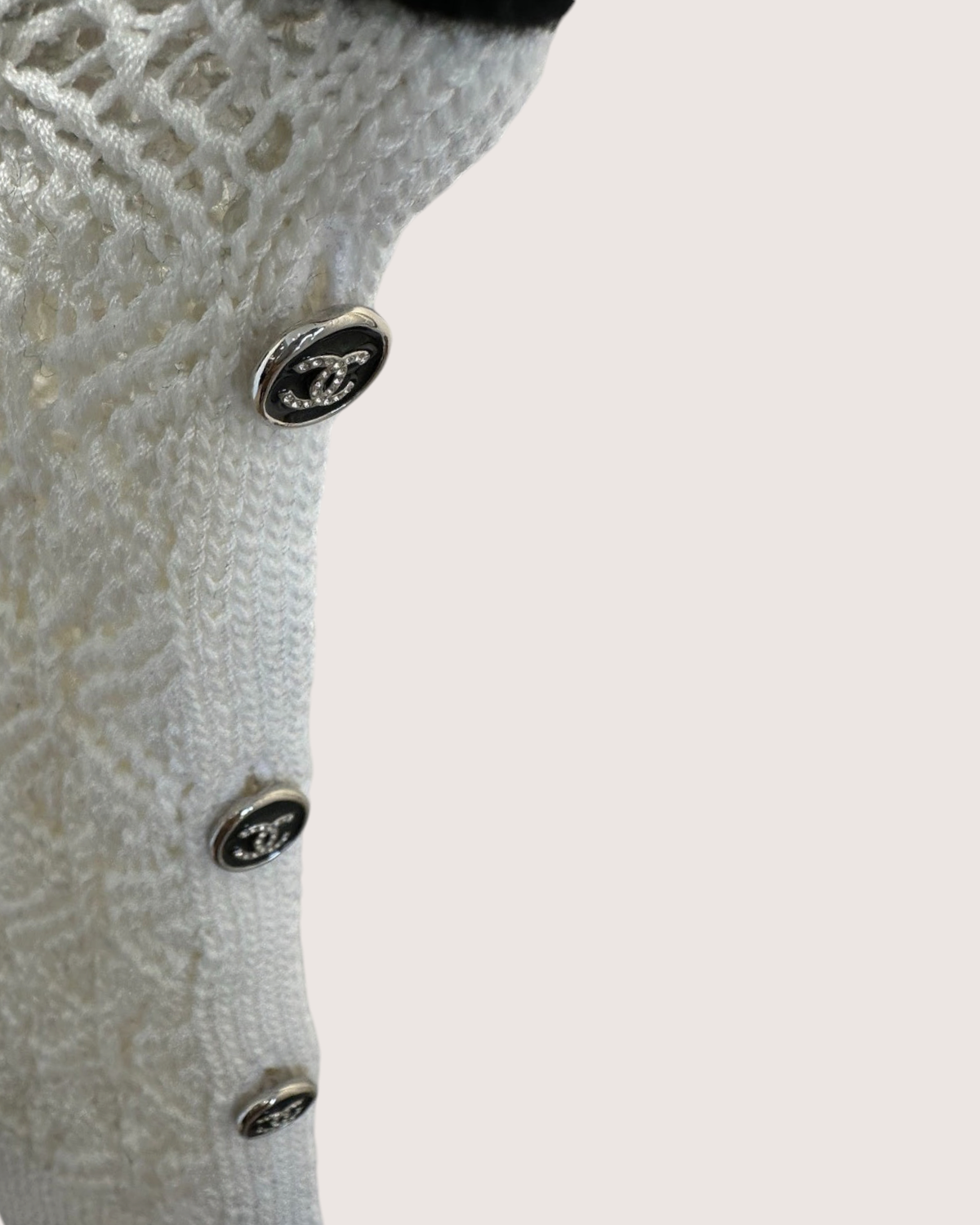 Chanel 21A Wool Puff-Sleeve Cable-Trim Sweater Black, White FR 38