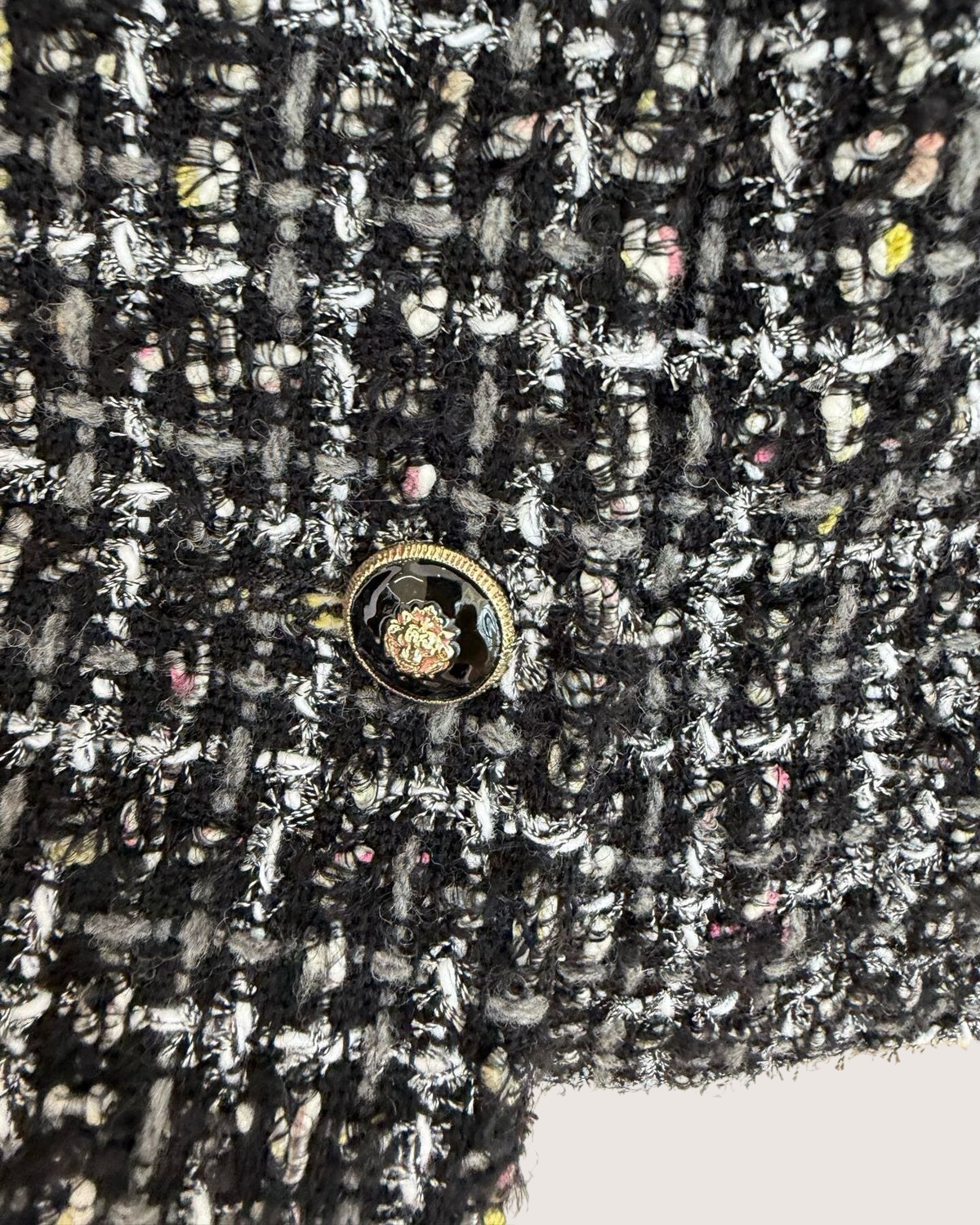 Chanel 24A Cropped Tweed Jacket Black, White FR 34
