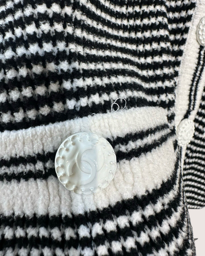 Chanel 22B CC Striped Cardigan White, Black, Blue FR 36