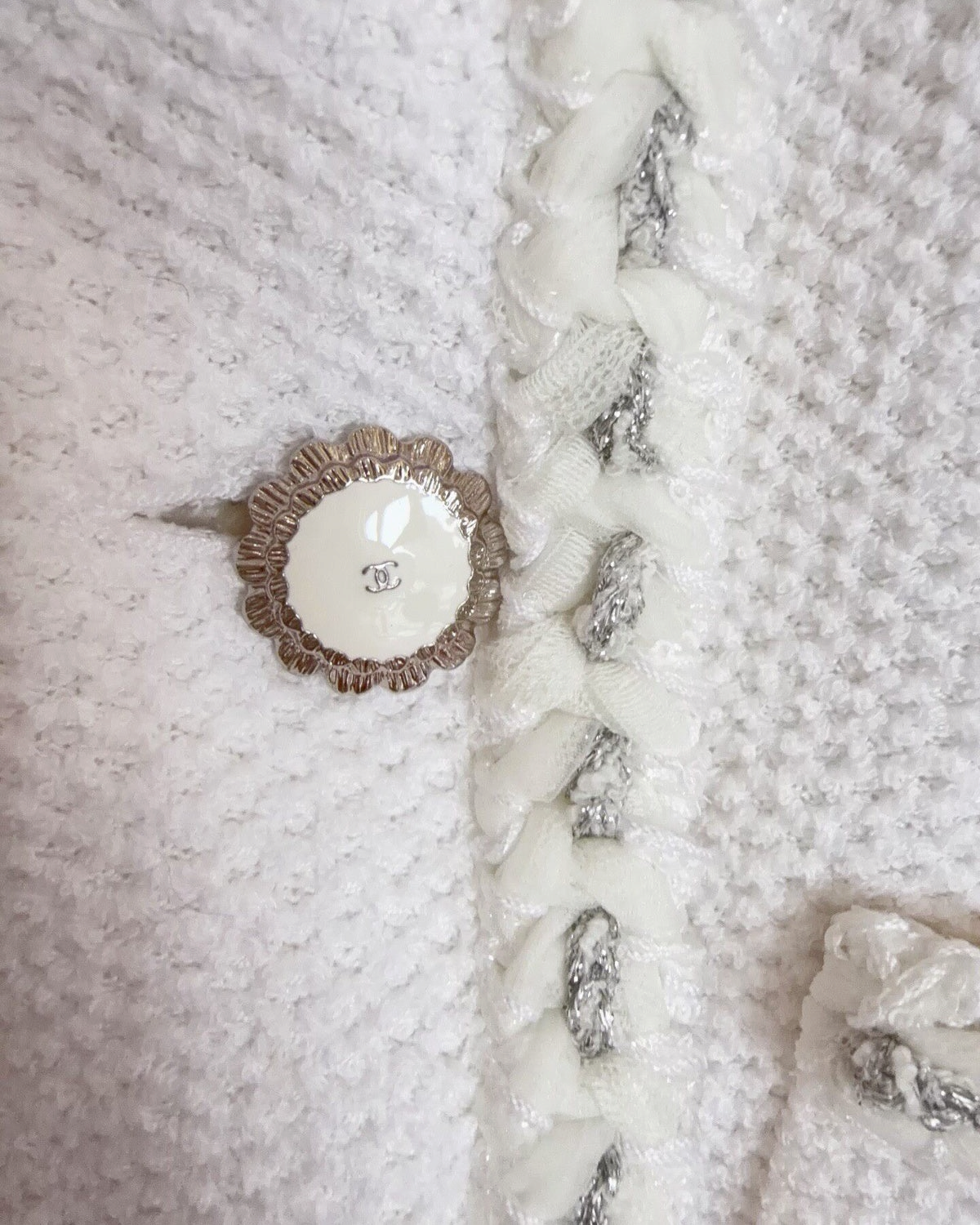 Chanel 26C Braid-Trim Tweed Jacket White, Silver FR 34