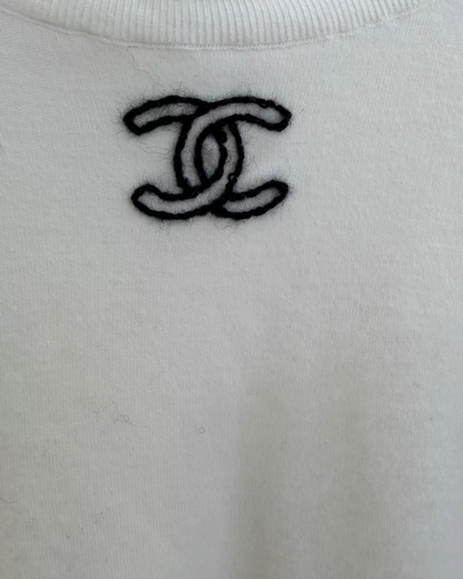 Chanel 25N Coco Neige Ski Top White, Black FR 40
