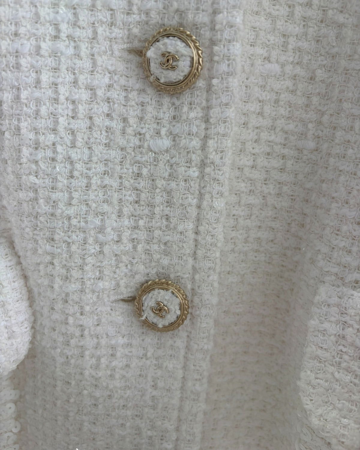 Chanel 26C Sequin Tweed Belted Coat White, Gold FR 36