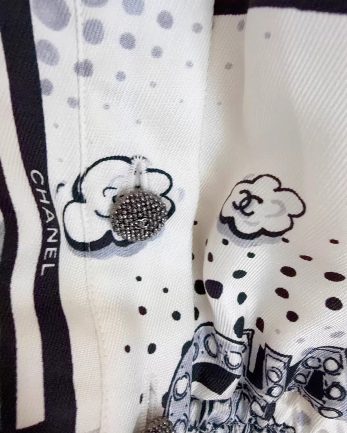 Chanel 25B Graphic Print Shirt Jacket