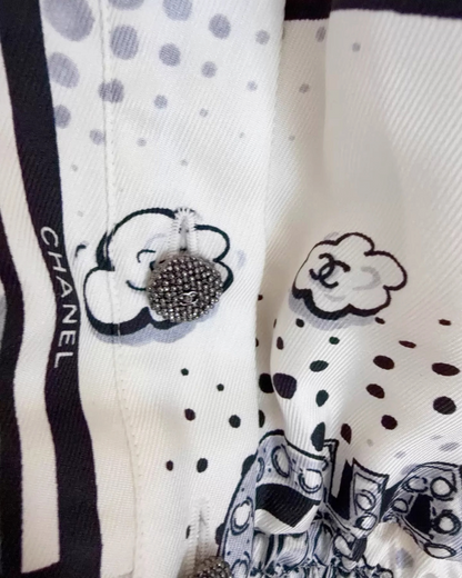 Chanel 25B Graphic Print Shirt Jacket