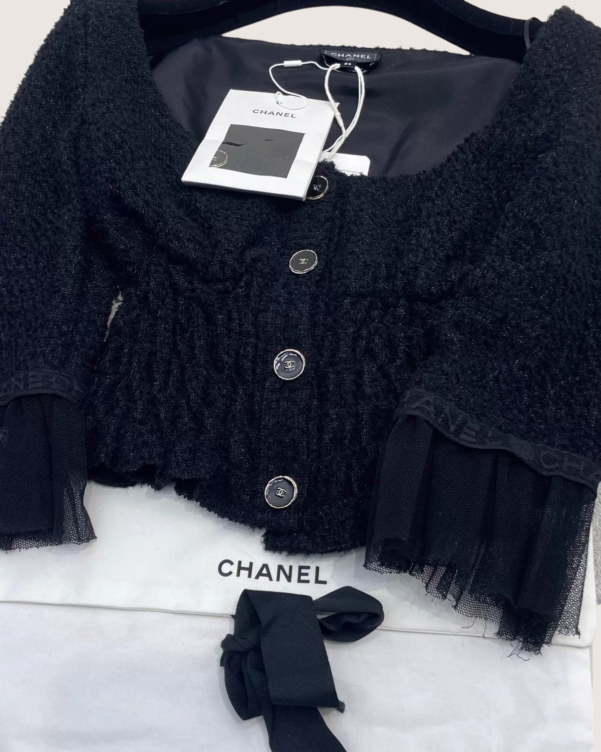 Chanel 25B Cropped Lace-Trim Top Black FR 34