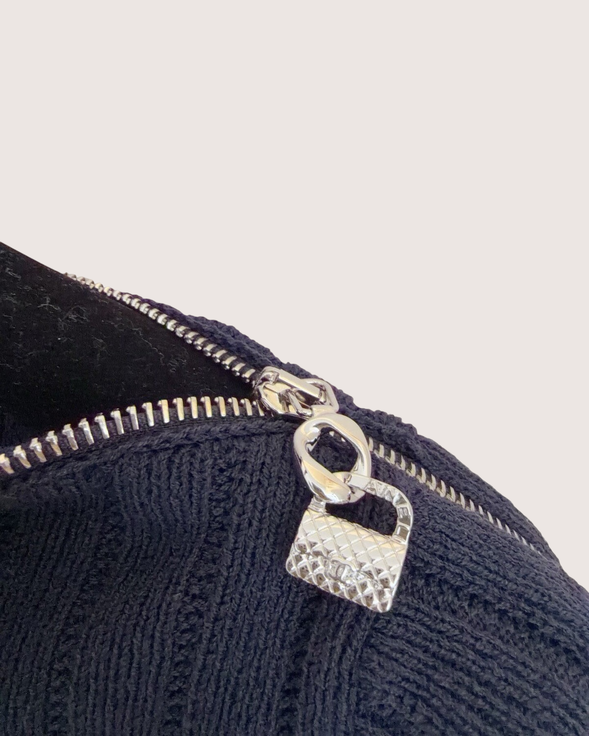 Chanel 24K Wool Zip-Up Sweater Navy FR 36