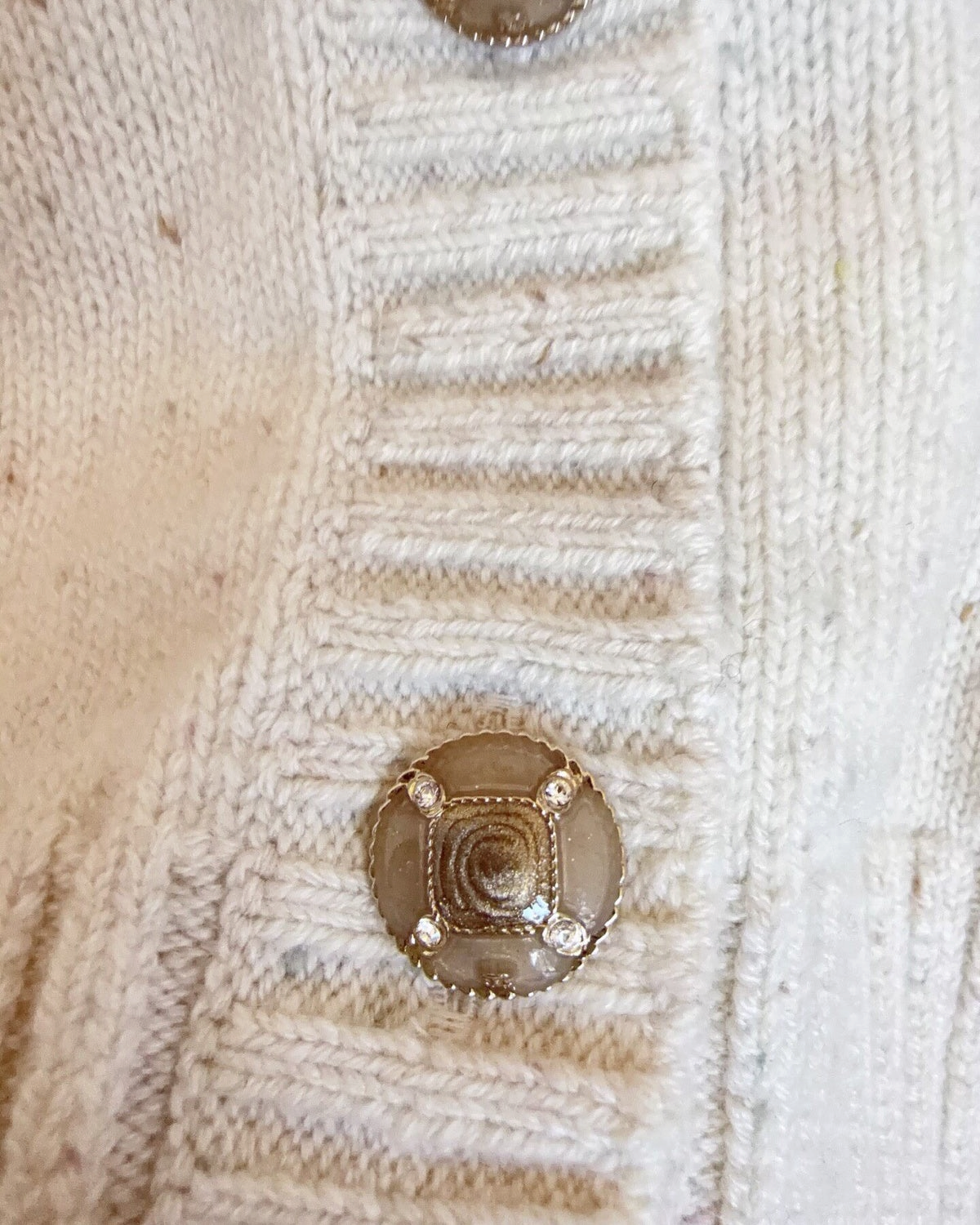 Chanel 25N Coco Neige Cashmere Deer Cardigan Beige/Ecru, Brown FR 36