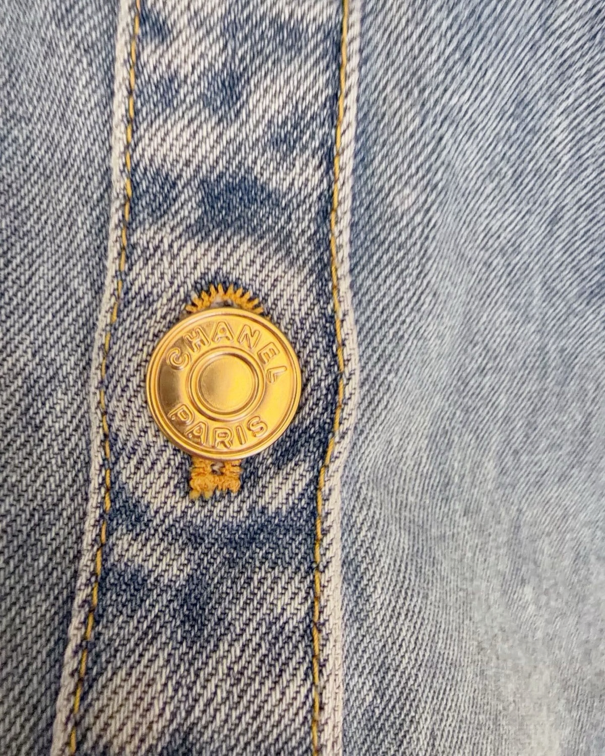 Chanel 26C Contrast-Trim Denim Shirt Blue FR 36