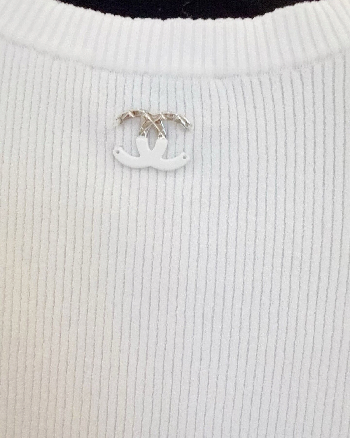Chanel 25B Short-Sleeve Floral Openwork Top White FR 34