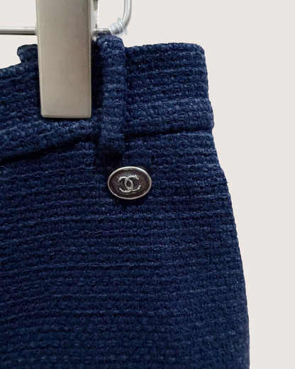 Chanel 21P Tweed Bermuda Shorts Navy, Pink FR 36
