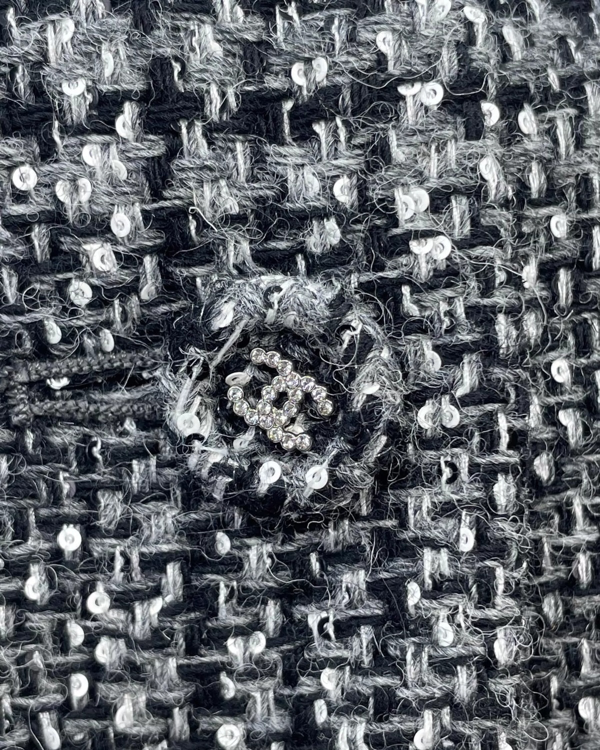 Chanel 24A Tweed Vest Grey FR 40