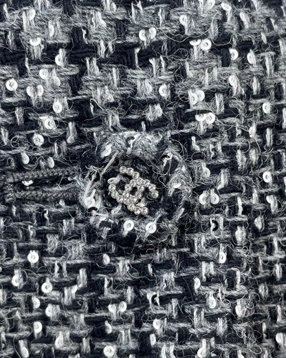 Chanel 24A Tweed Vest Grey FR 40