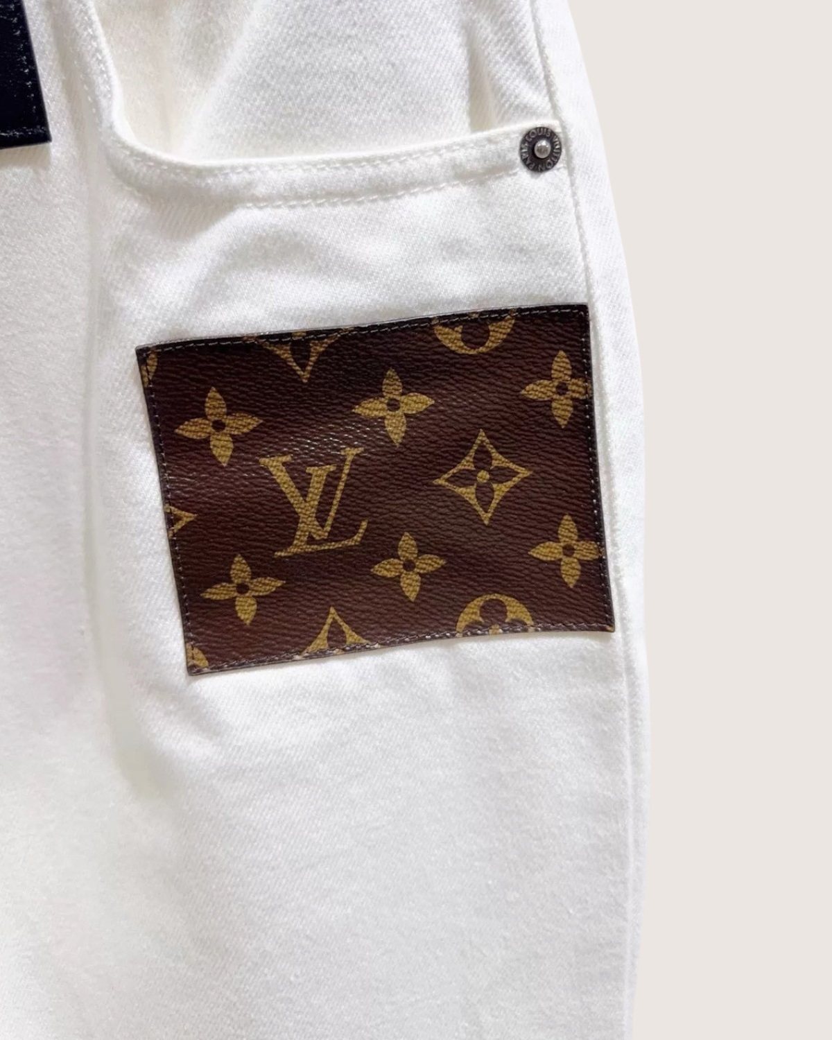 Louis Vuitton Monogram-Patch Straight Denim Jeans White FR 34