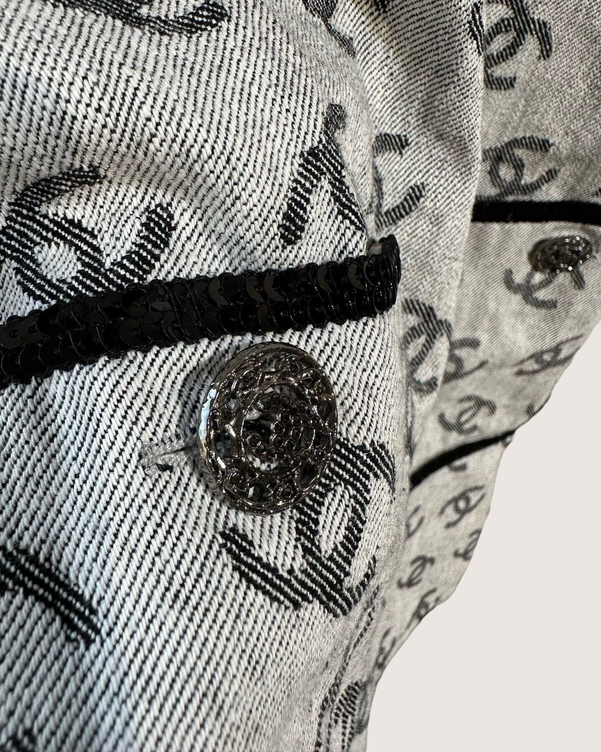 Chanel 22S Denim CC Logo Mini Dress Grey, Black FR 34