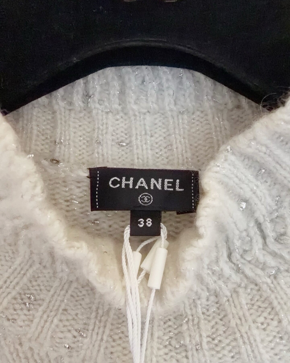 Chanel 21N Coco Neige Cashmere Coco Logo Mock-Neck Sweater Black, White FR 38