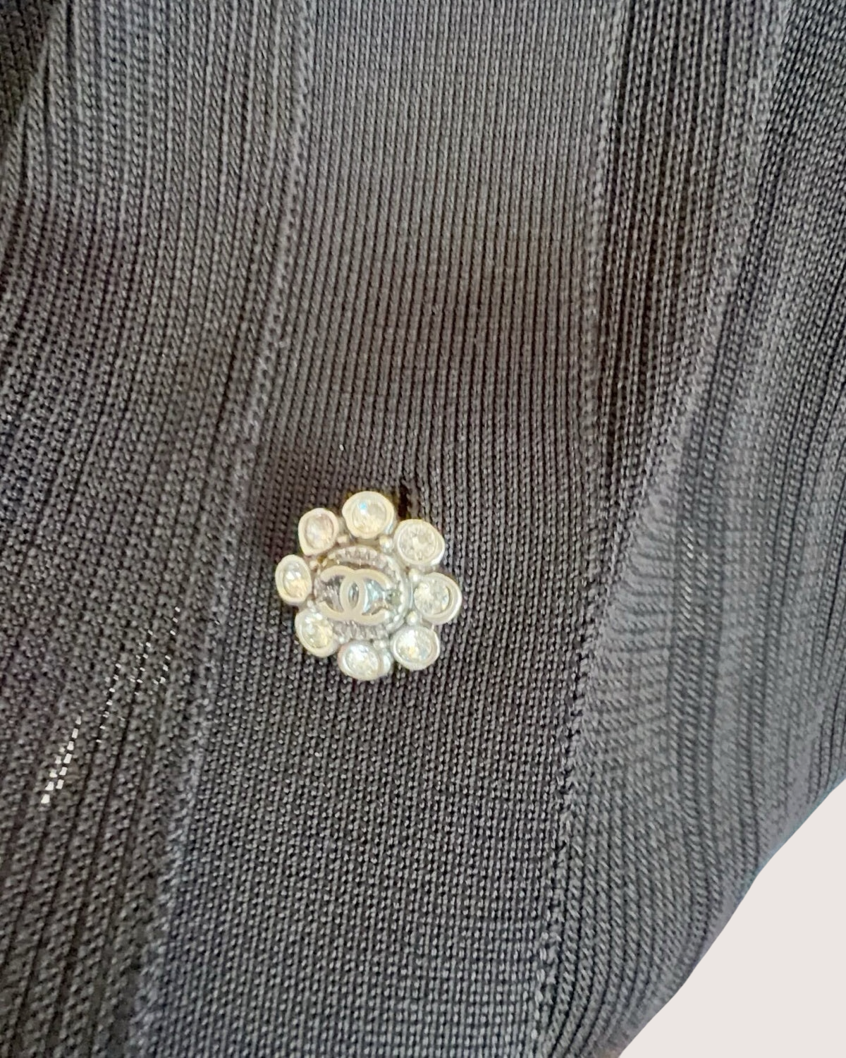 Chanel 26A CC Ribbed Cardigan Black FR 36