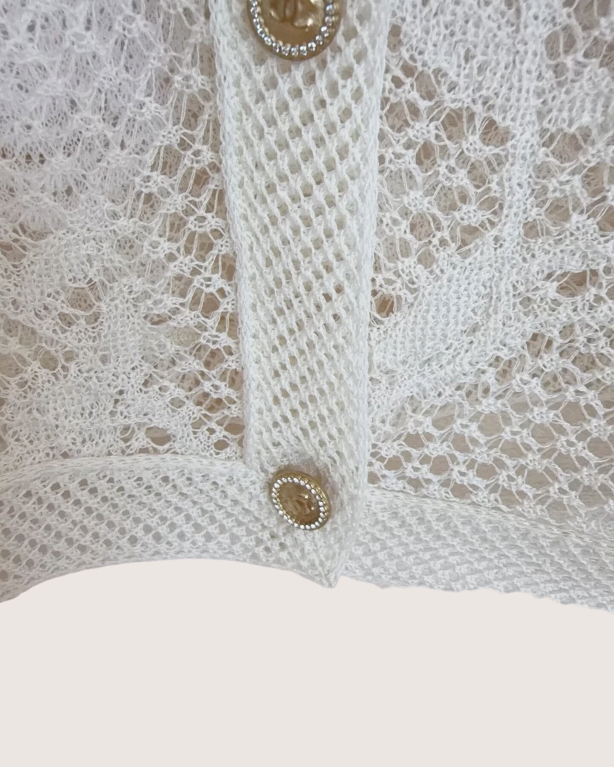 Chanel 26C Camellia Cardigan White FR 34