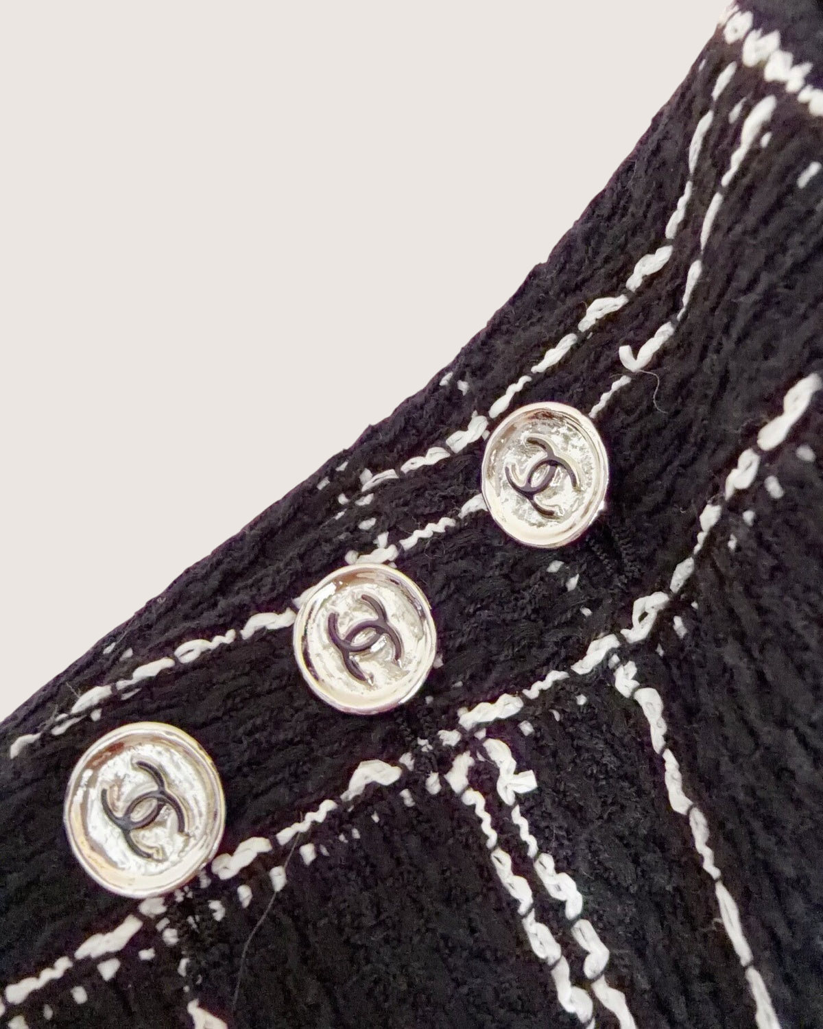 Chanel 23A Tweed Coat Black, White FR 40