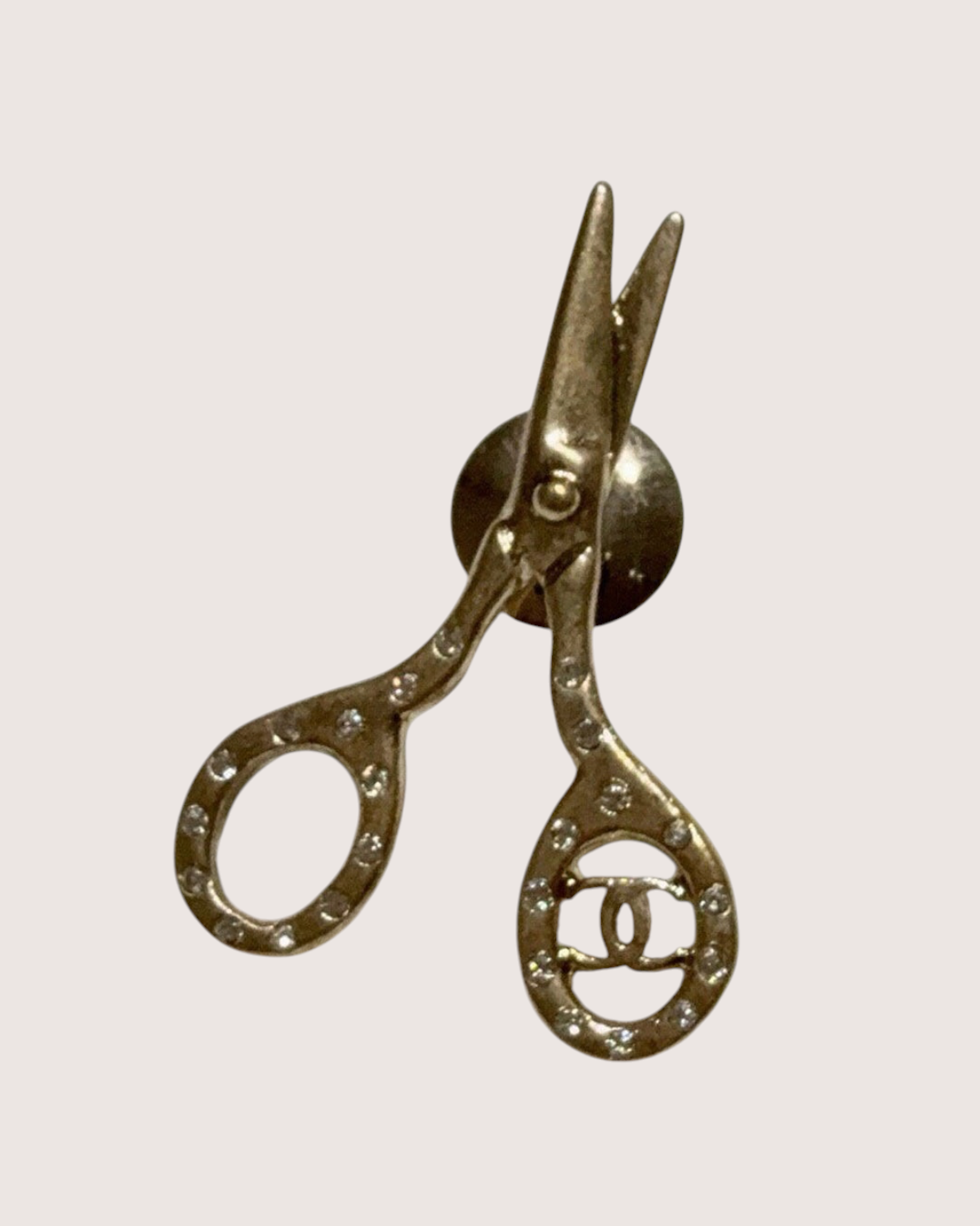 Chanel 21P Three-Piece Charm Brooch Gold One Size
