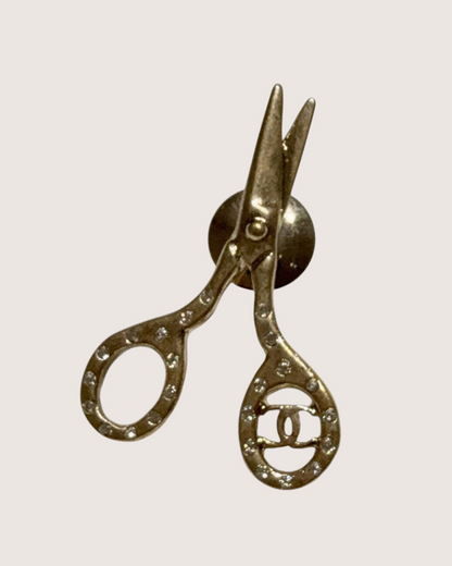 Chanel 21P Three-Piece Charm Brooch Gold One Size