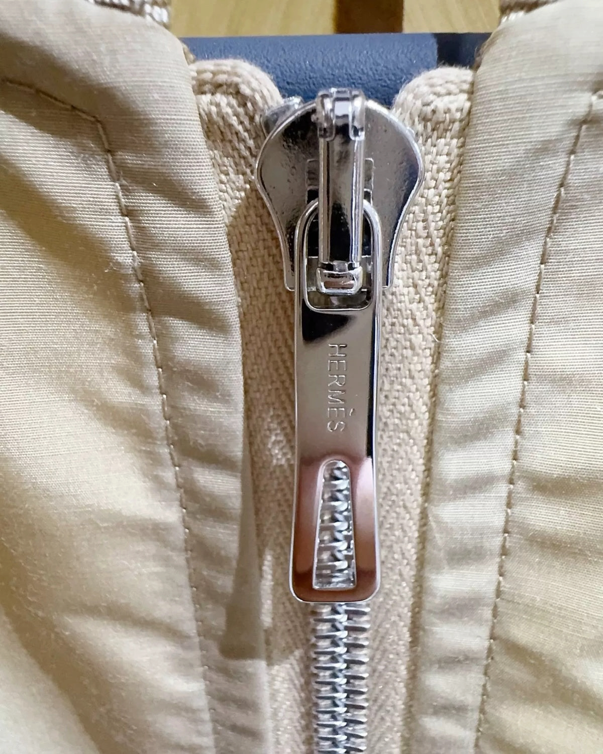 Hermès Cropped Zip-Up Jacket Beige/Ecru FR 38