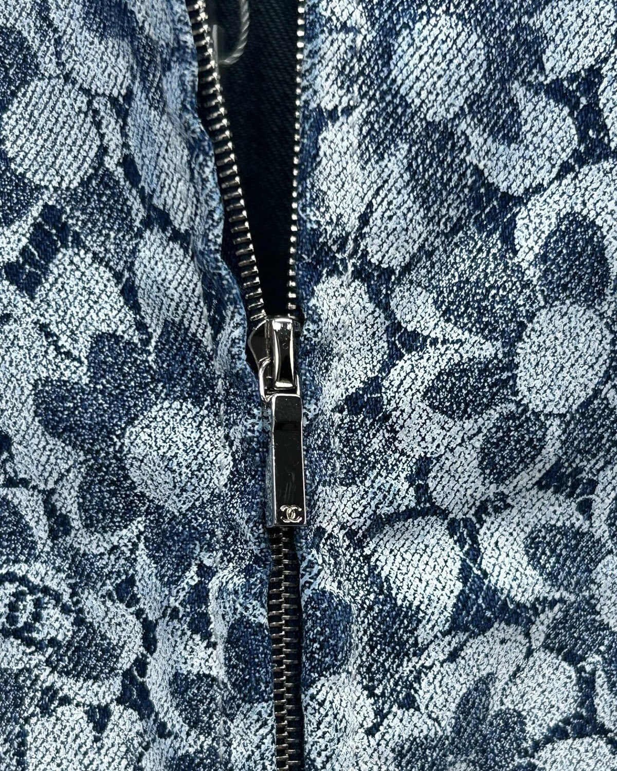 Chanel 24B CC Floral Denim Jacket Blue, White FR 40
