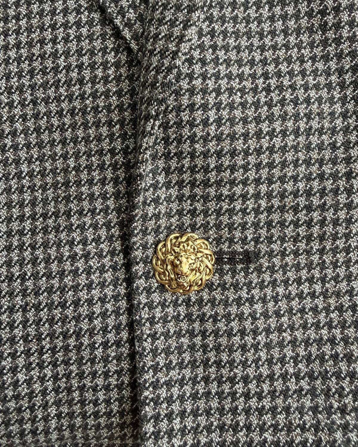 Chanel 26S Houndstooth Cropped Jacket Brown, Beige/Ecru FR 42