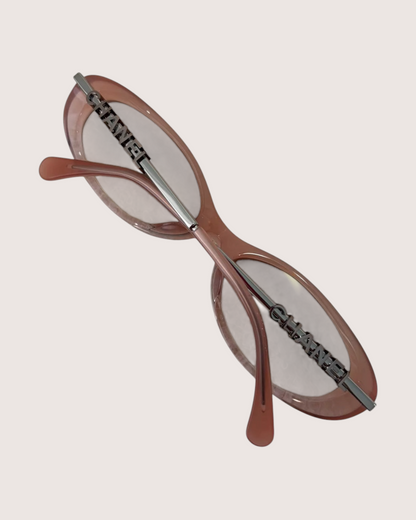 Chanel 26S Cat-Eye Gradient Sunglasses Pink One Size