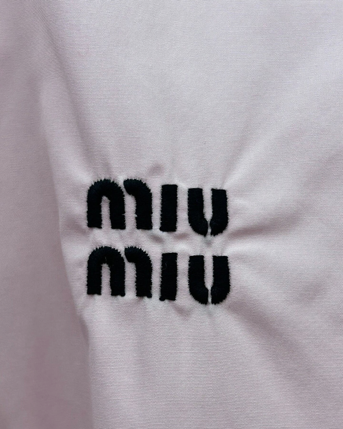Miu Miu Cropped Contrast-Collar Logo Shirt Pink, White IT 36