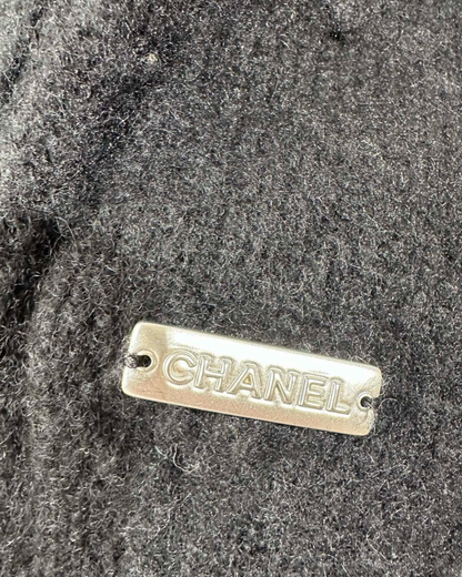 Chanel 21N Coco Neige Cashmere Two-Tone Coco Sweater Black, Beige/Ecru FR 38