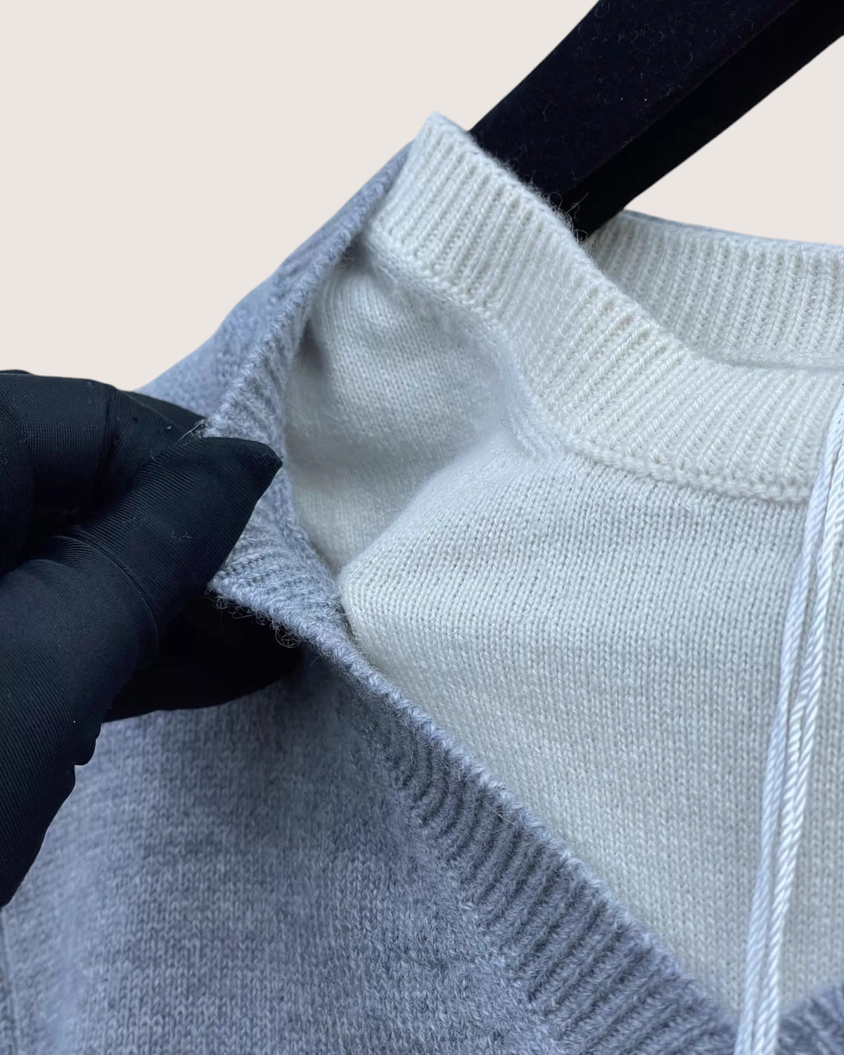 Chanel 26P Cashmere Sweater Grey FR 38