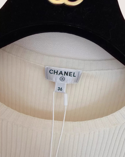 Chanel 21A CC Logo Wool T-Shirt - view 4