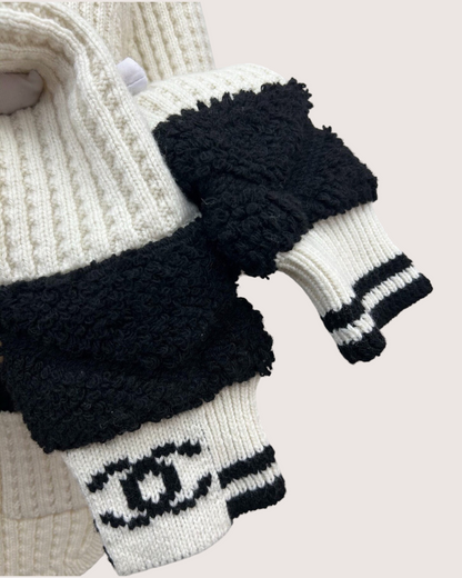 Chanel 25N Coco Neige Wool Ribbed Ski Cardigan White, Black FR 36