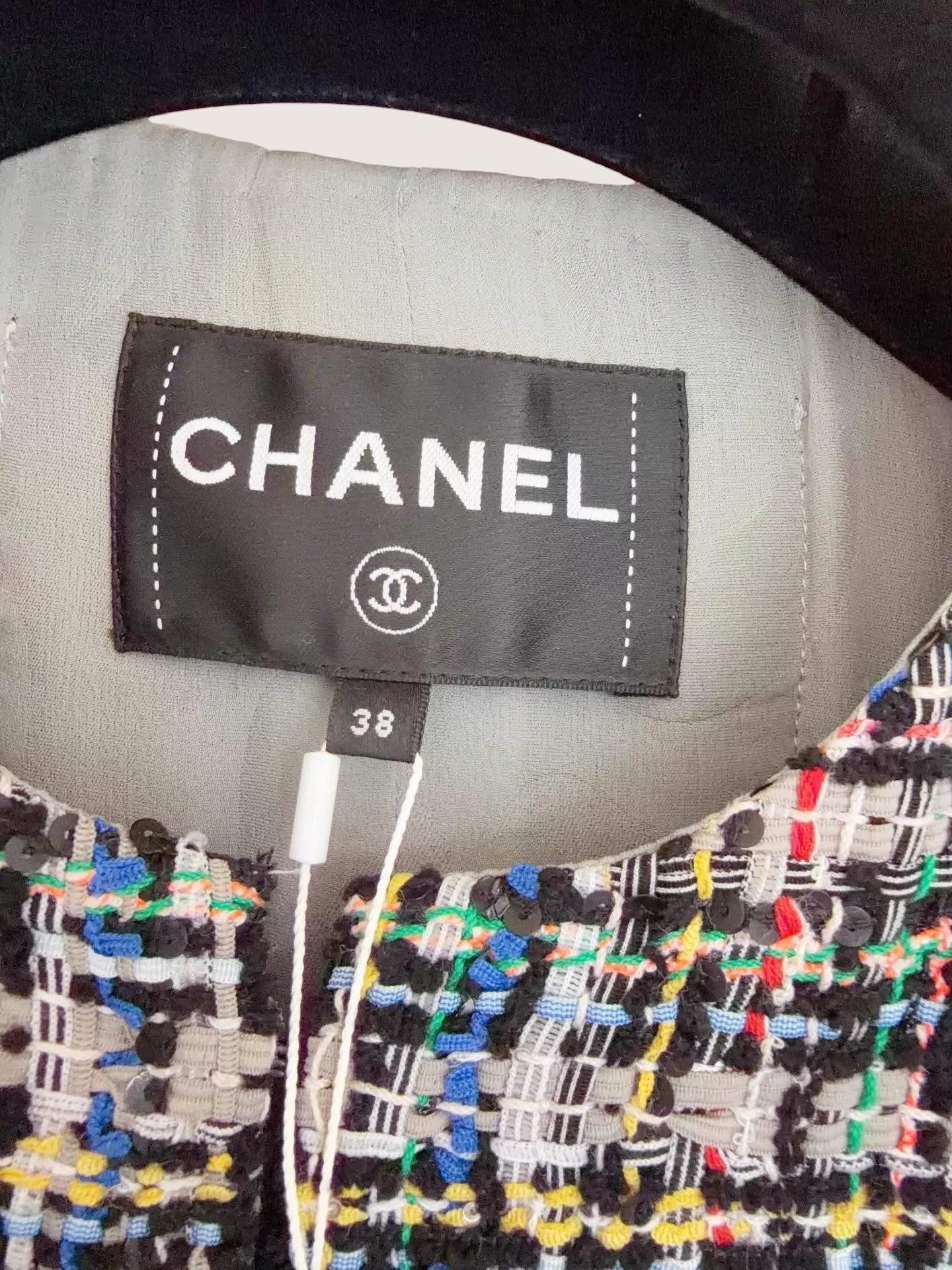 Chanel 23C Cropped Tweed Jacket